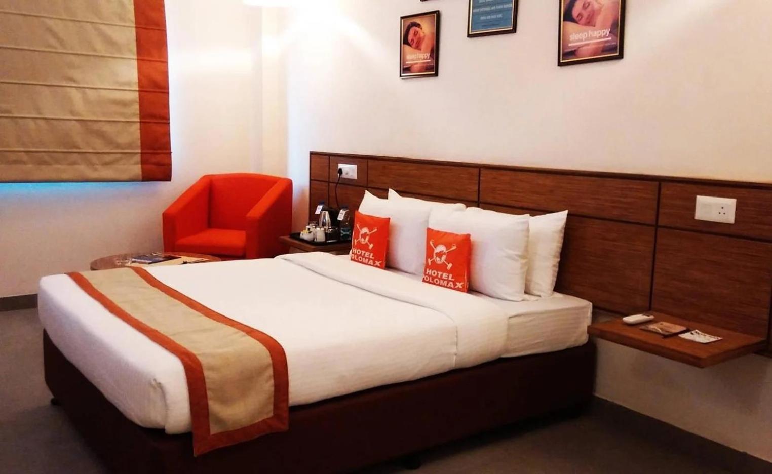 Max Hotels Αλλαχαμπάντ Εξωτερικό φωτογραφία